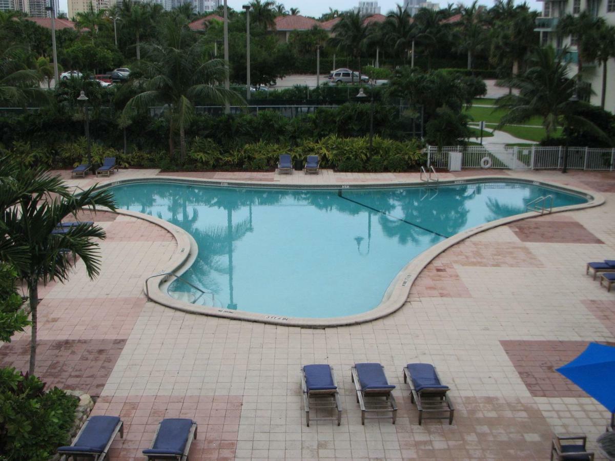 Ocean Reserve Sunny Isles Beach Exterior foto